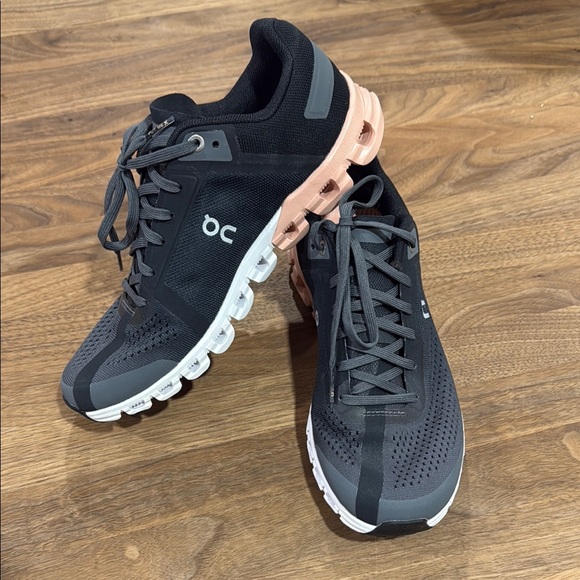 On Running Shoes - On cloud Running Women's Black and Pink Running Shoes